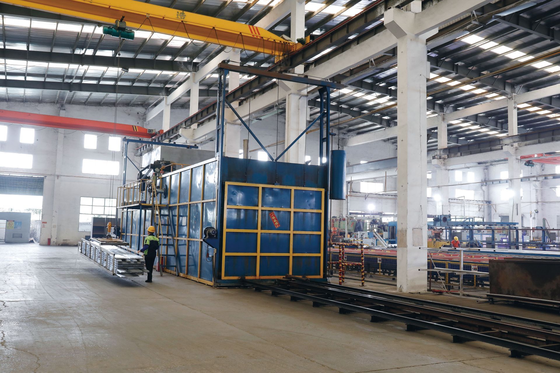 ②Aluminum Profile Extrusion Factory