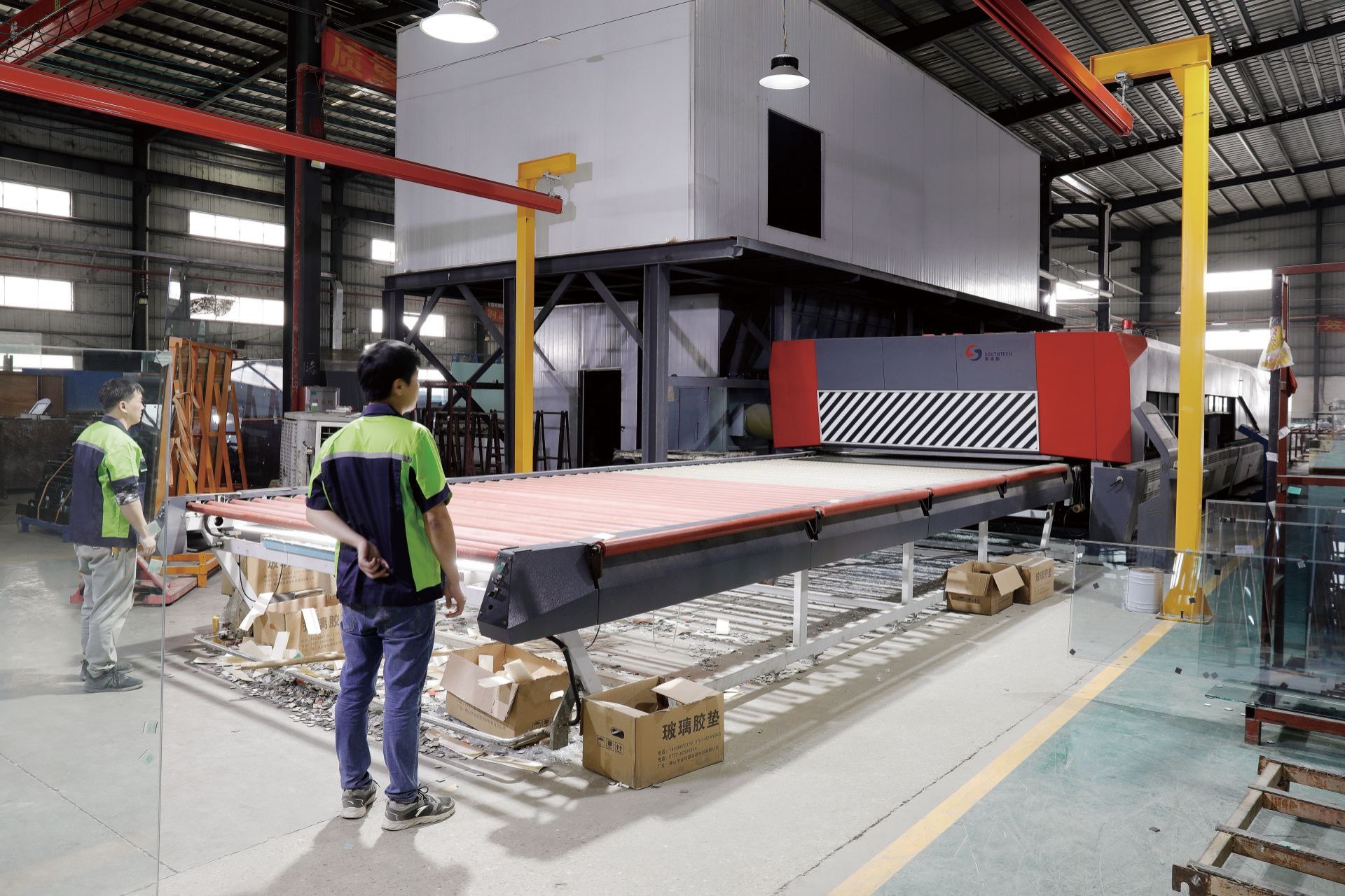 ④Glass production factory