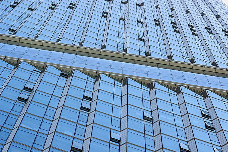 Glass curtain wall design to consider what optical characteristics.jpg