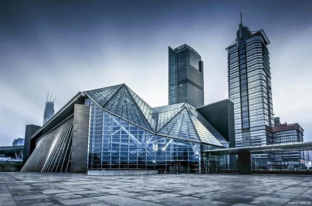 Glass curtain wall manufacturer.jpg