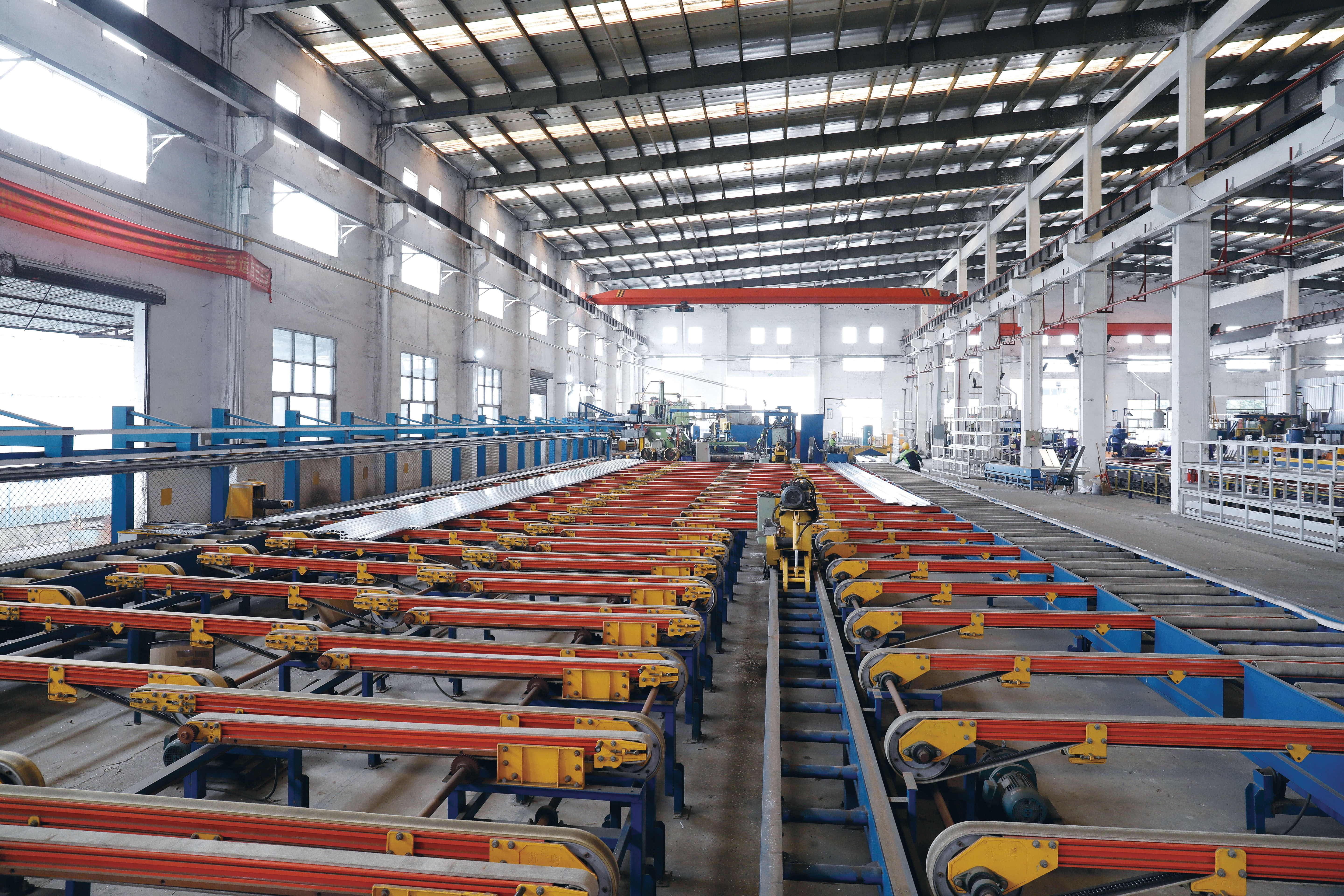 Aluminum Door and Window Manufacturers.jpg