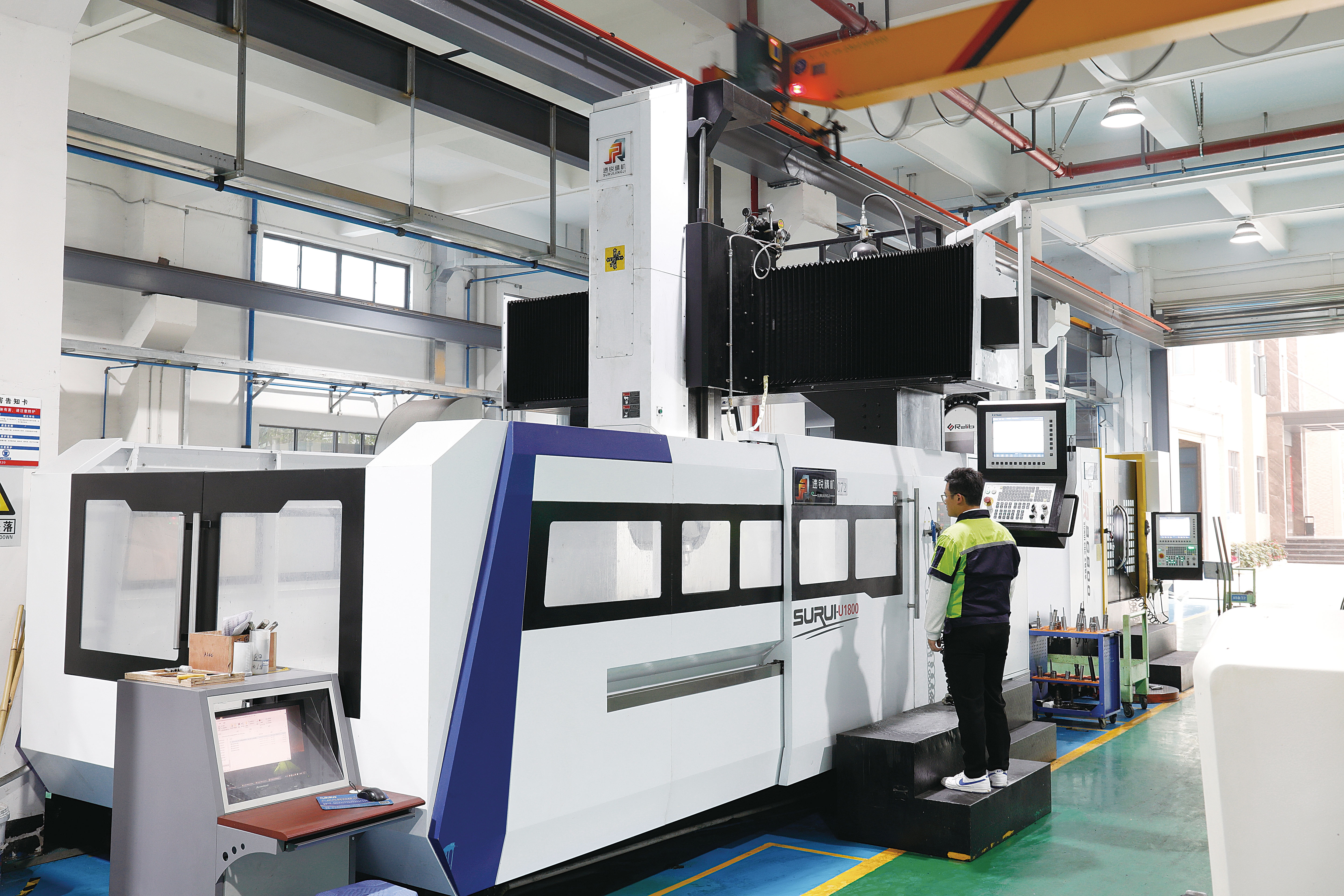 Aluminum Door and Window Manufacturers.jpg